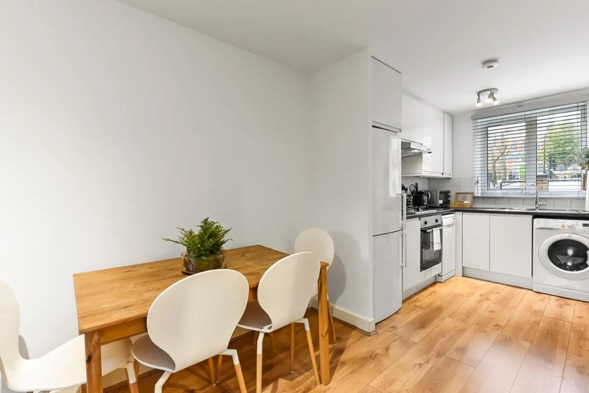 Image 4 of 1 Bed Garden Flat- Belsize Park