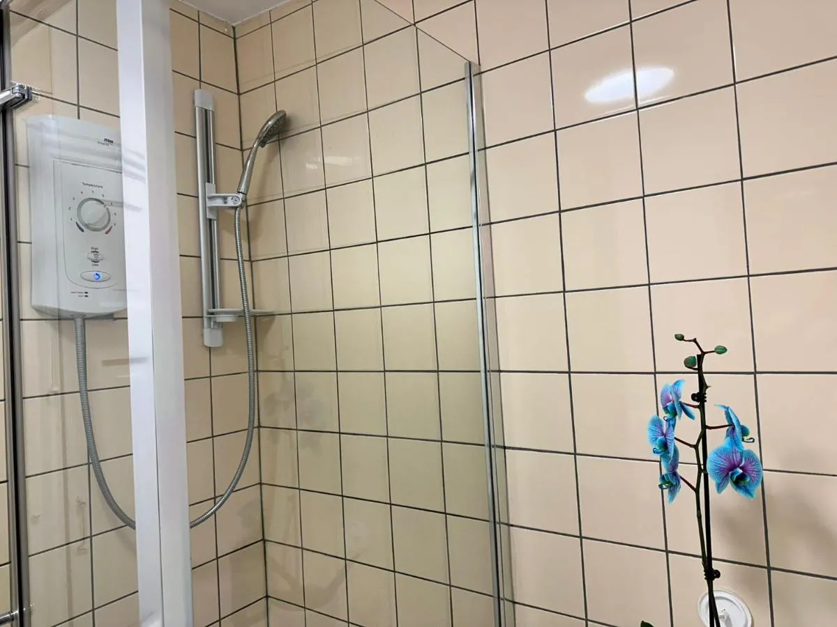Image 3 of 1 Bedroom Flat by Haggerston Station