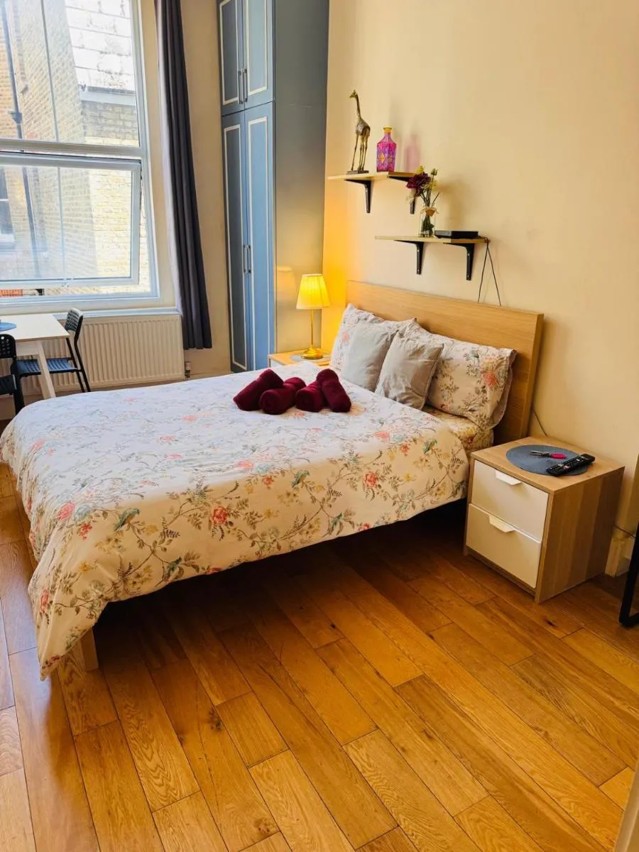 Image 4 of 1 Pvt BR By Plotseeker Short Term Rental London
