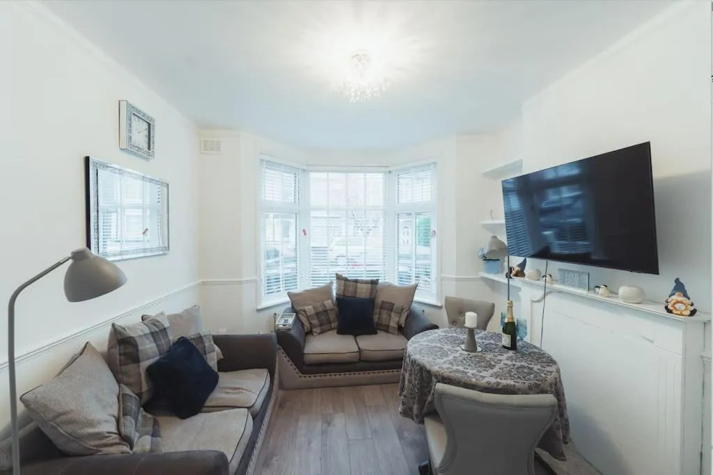 Image 5 of 1 bed – Wifi – Pet Friendly – Harrow