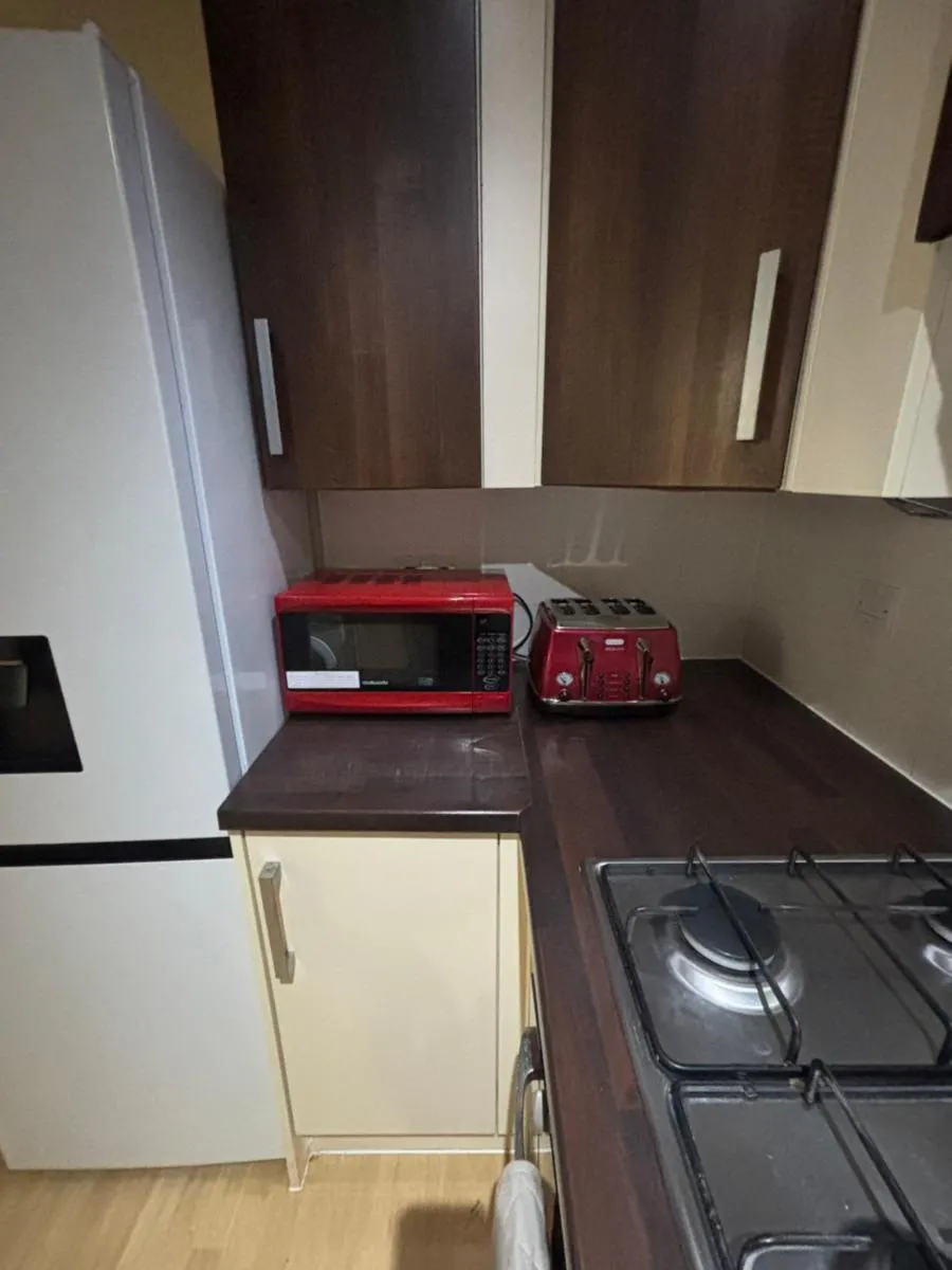 Image 3 of 1 bed flat sleeps 4 close to Wembley Stadium