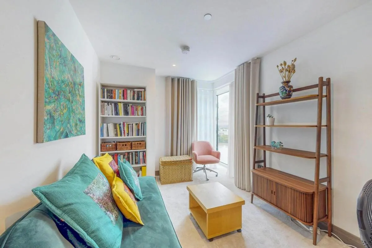 Image 5 of 2BDR Near Thames Path & Woolwich Elizabeth Line