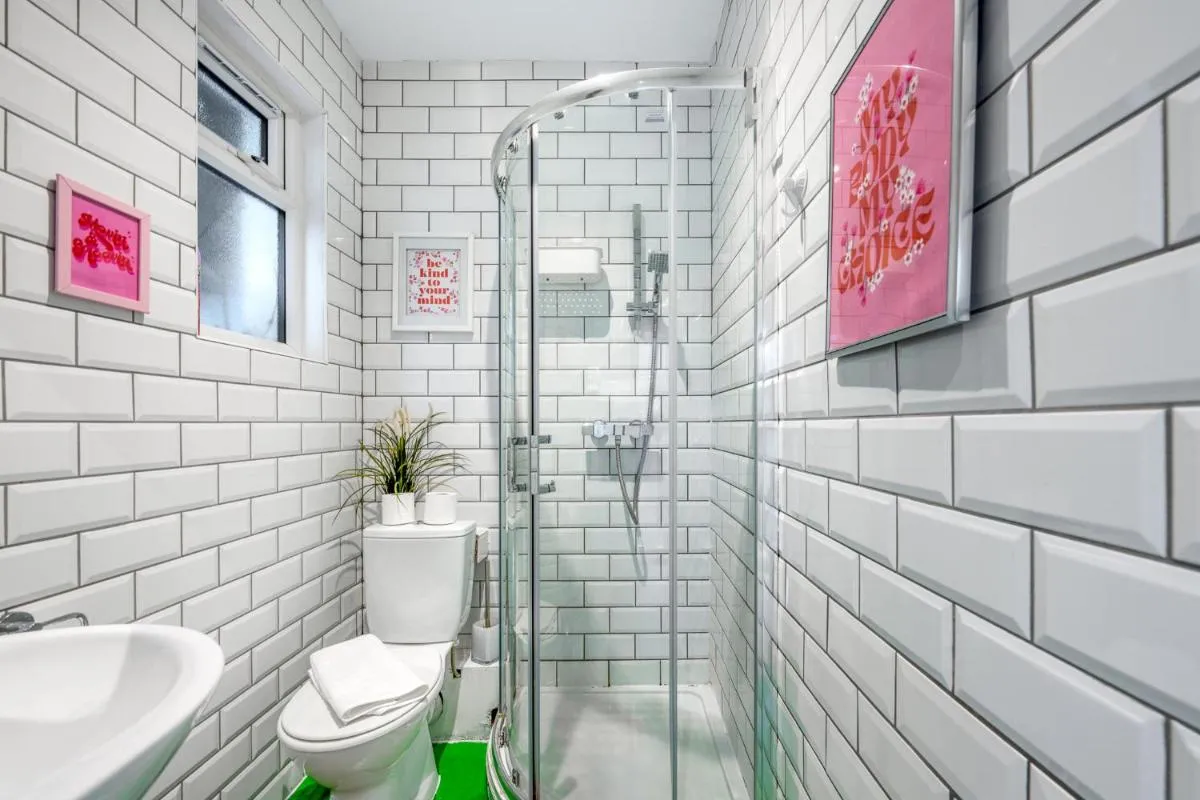 Image 5 of 2BR Apartment Camberwell Central London near Major Attractions
