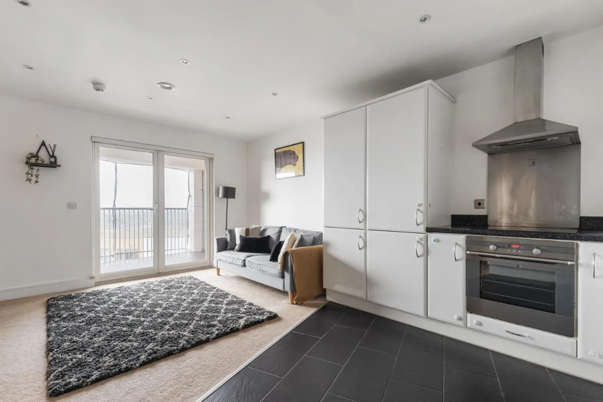 Image 4 of 2BR Flat Close to Wembley Stadium Quick Tube To London