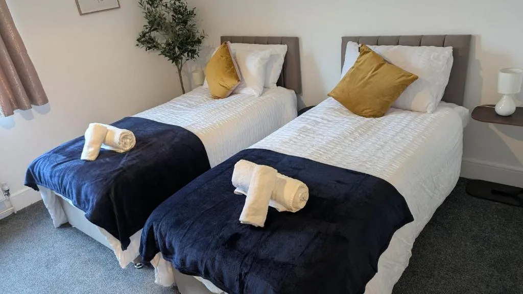 Image 1 of 2BR Penthouse Flat in West London Near Elizabeth Line