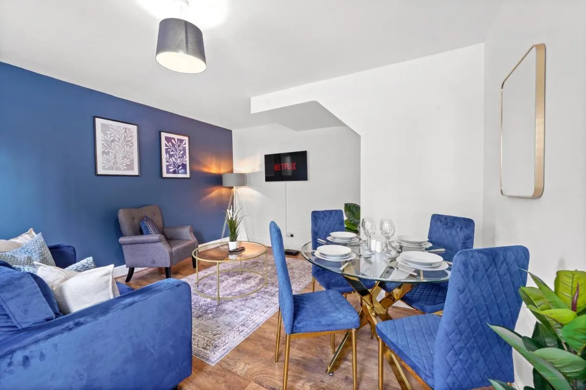 Image 5 of 2Bedroom Modern House in Camden Town