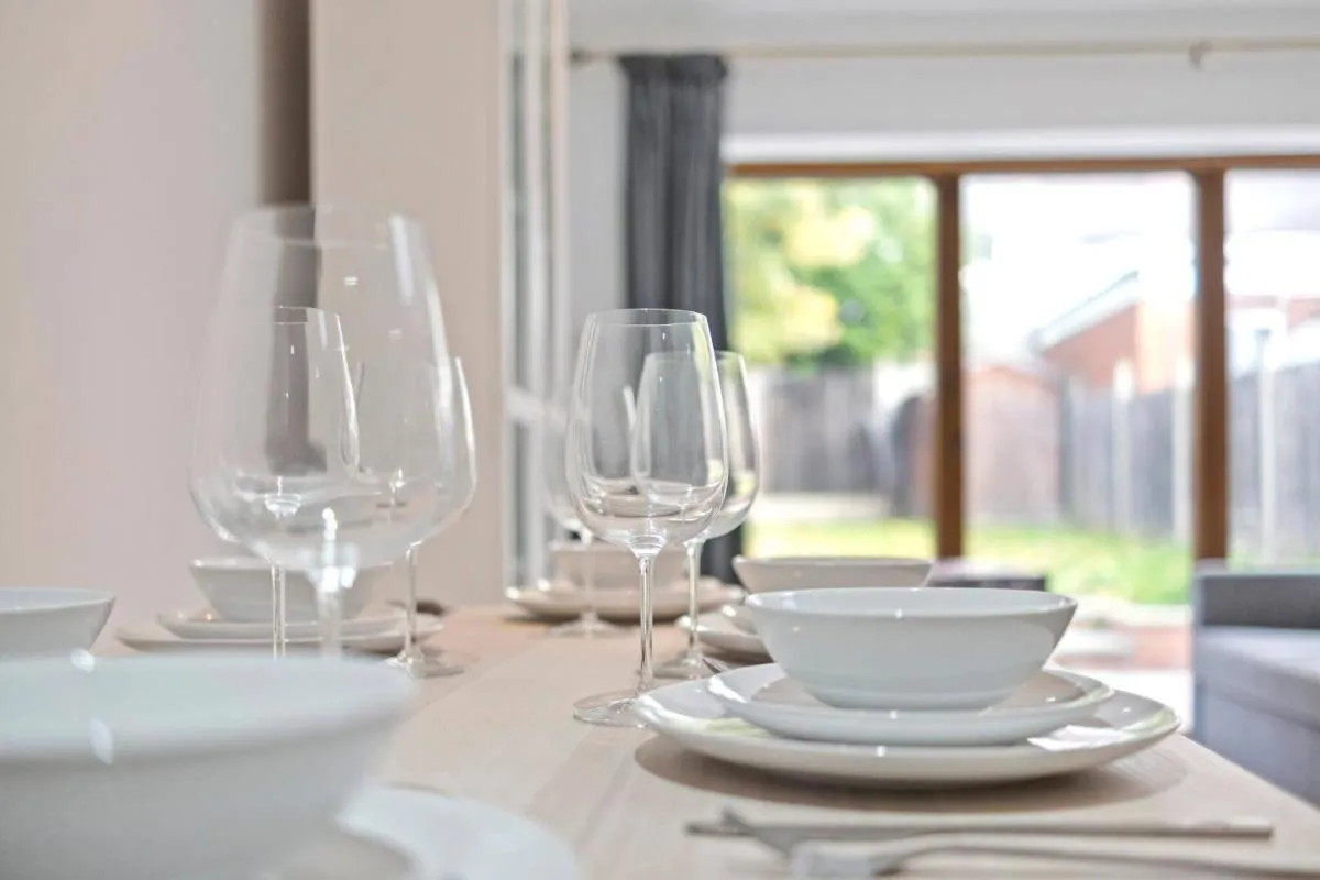 Image 4 of 2 BR | Garden Flat | Parking | Early+late check in