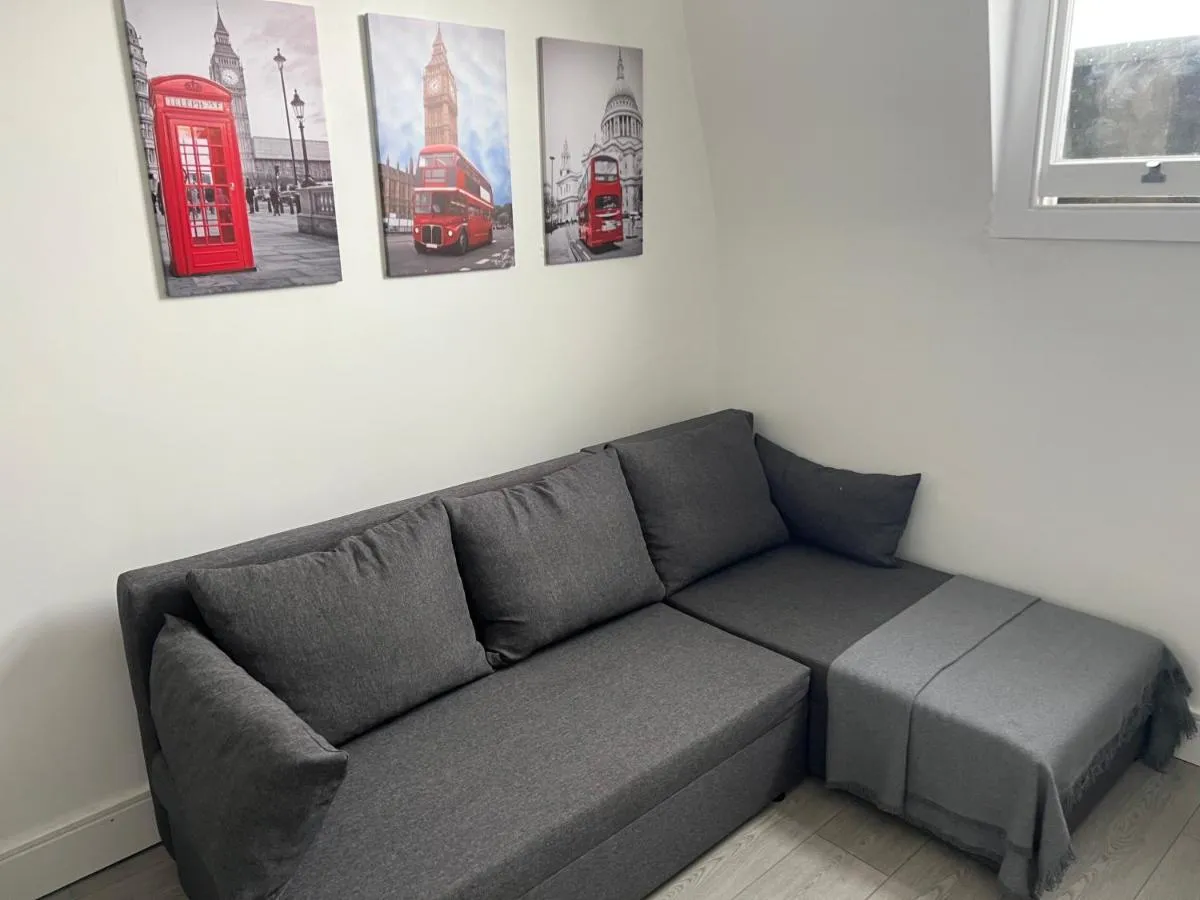 Image 5 of 2 Bed Apartment in Central London on 3rd floor – Newly refurbished – No lift