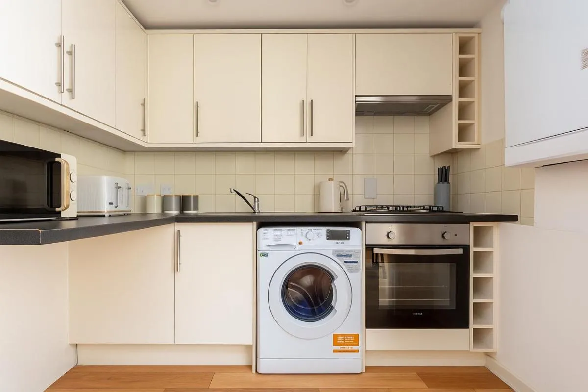 Image 5 of 2 Bed Apartment in Hammersmith