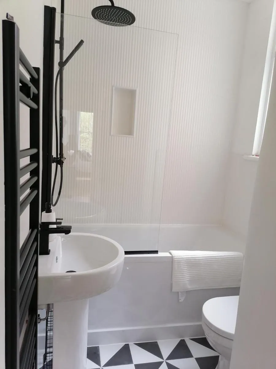 Image 4 of 2 Bed Apartment in Sydenham, London