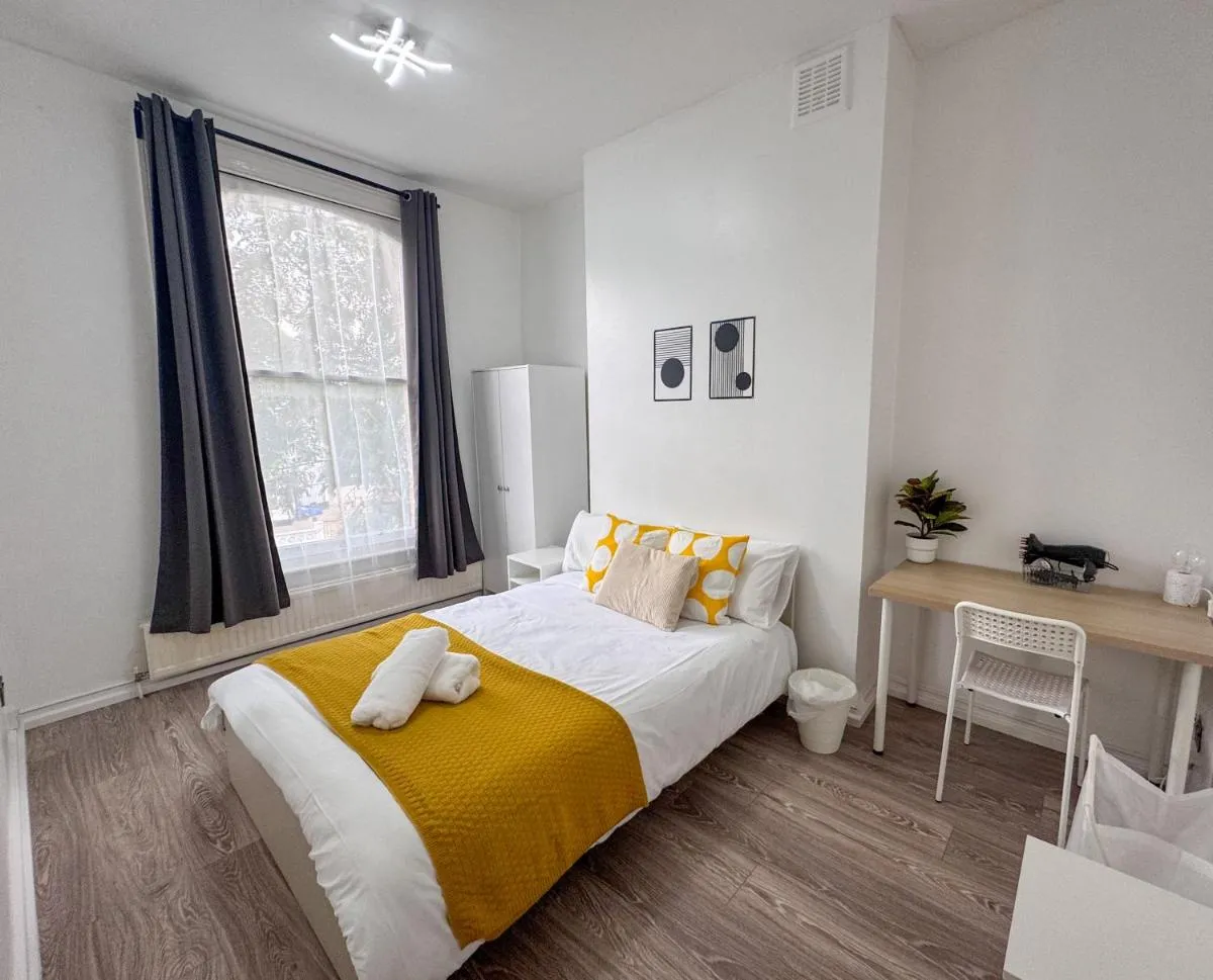 Image 4 of 2 Bed – Self Check-In – Free WiFi – Sleeps 6 – Finsbury Park – AFC