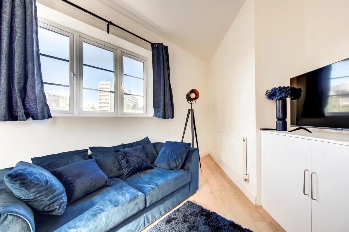 Image 5 of 2 Bedroom Apartment in Brixton with Wi-Fi