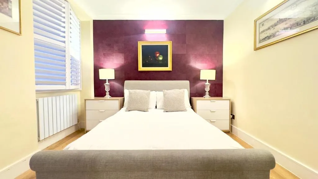 2 Bedroom Apartment in Central London South Kensington by Wild London