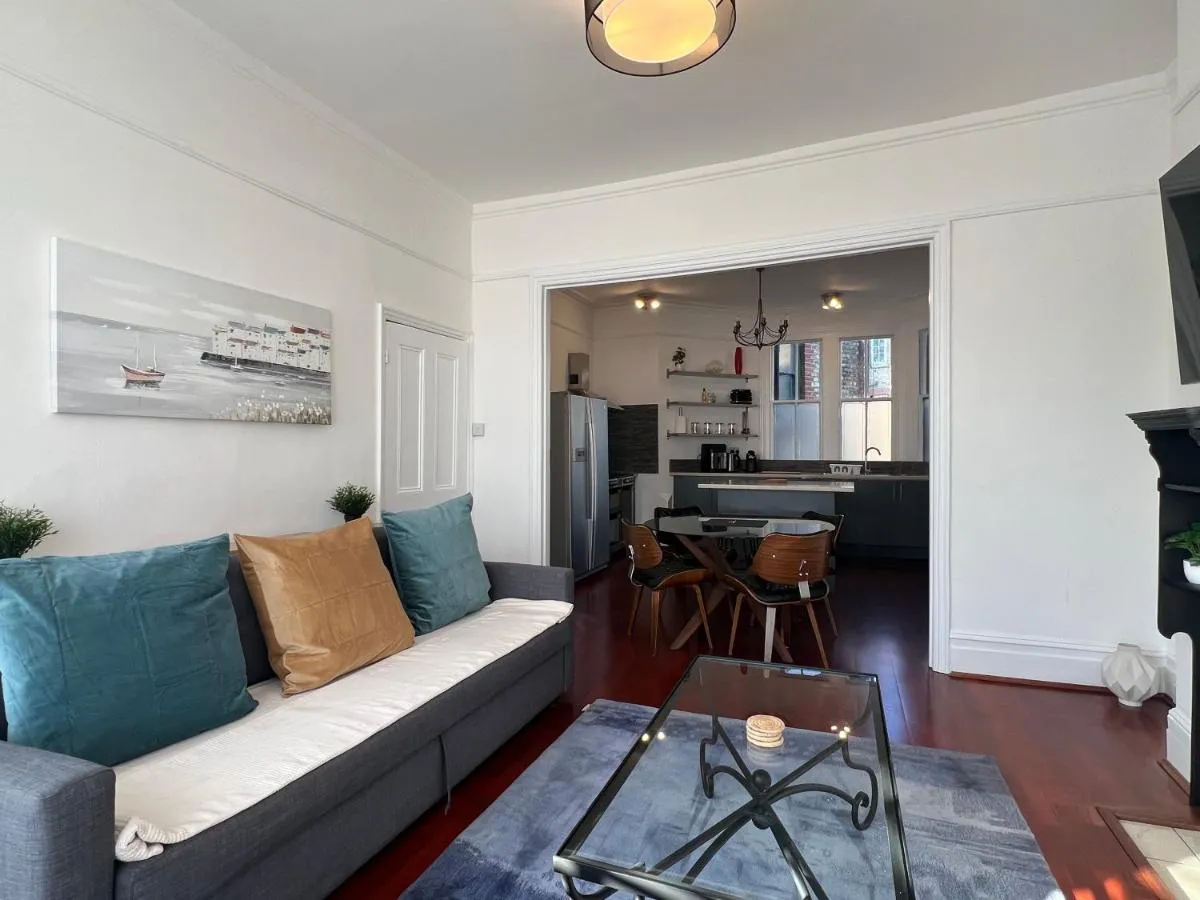 Image 4 of 2 Bedroom Luxury Flat in Centre of Muswell Hill