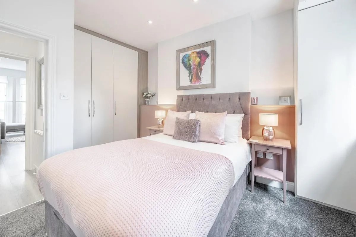 Image 5 of 2-bed Notting Hill / Portobello