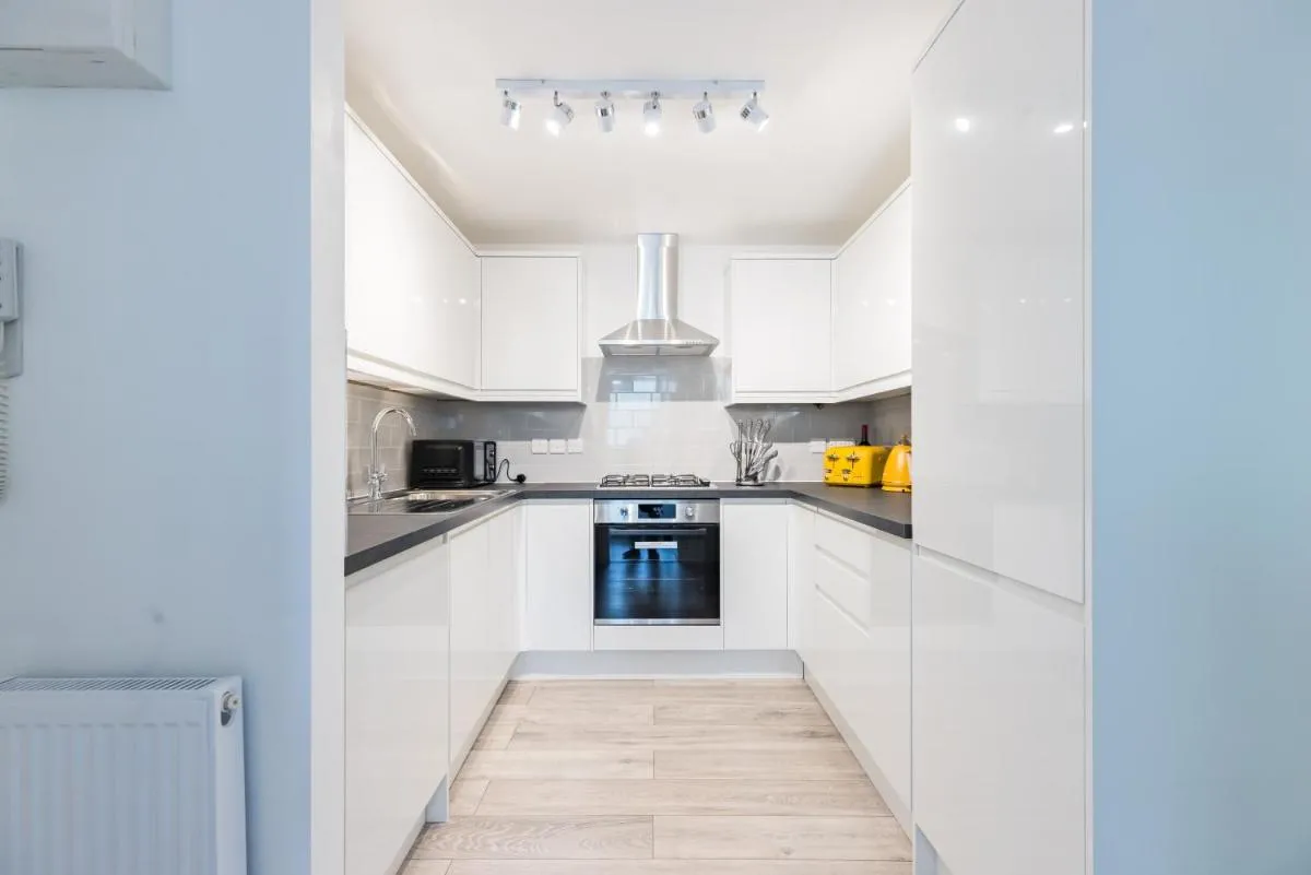 Image 4 of 2bed flat in Nottinghill