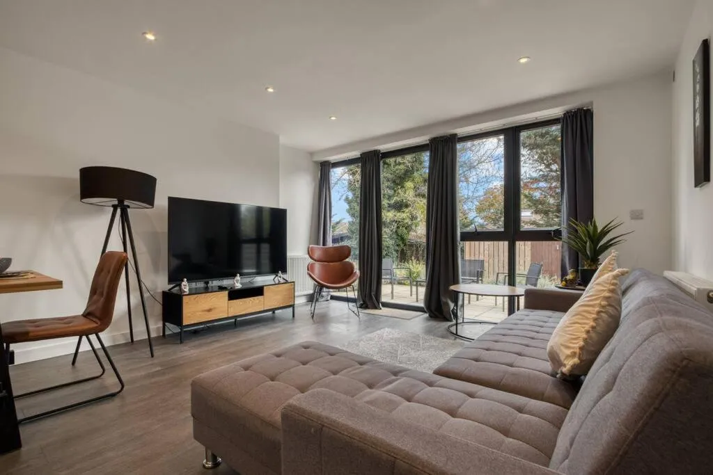 Image 5 of 3-Bed, 2-Bath Wembley Apartment with Free Parking