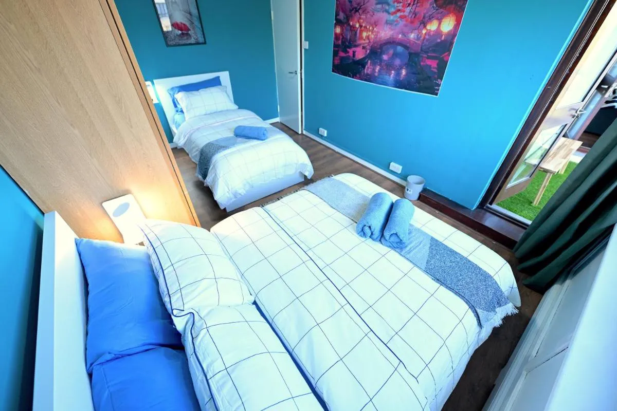 Image 3 of 3 Bed Flat in King’s Cross Station – Zone 1