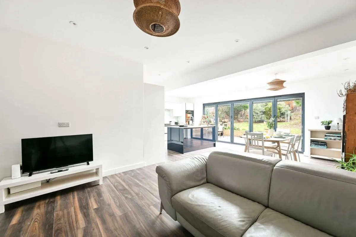 Image 5 of 3 Bed House Near Epping Forest Greater London