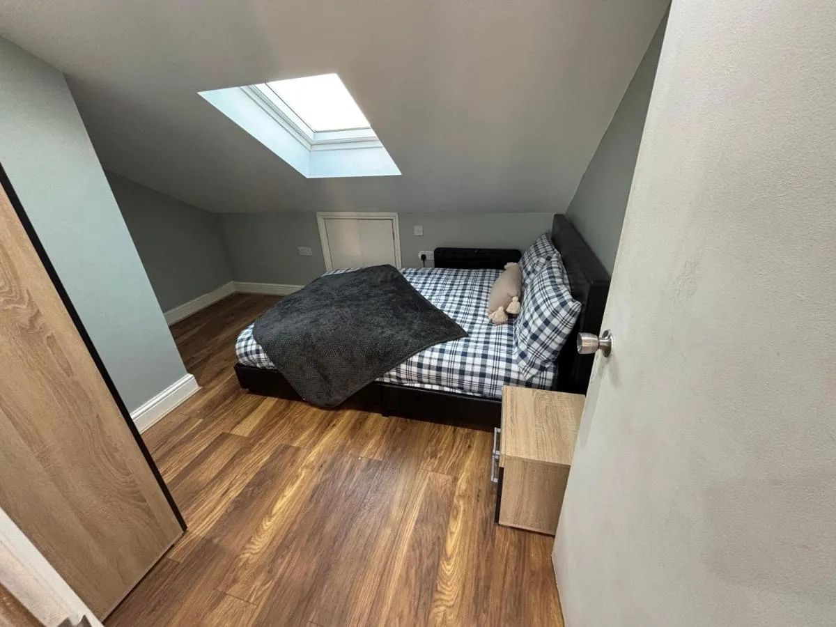 Image 5 of 47a 2bedroom harrow central