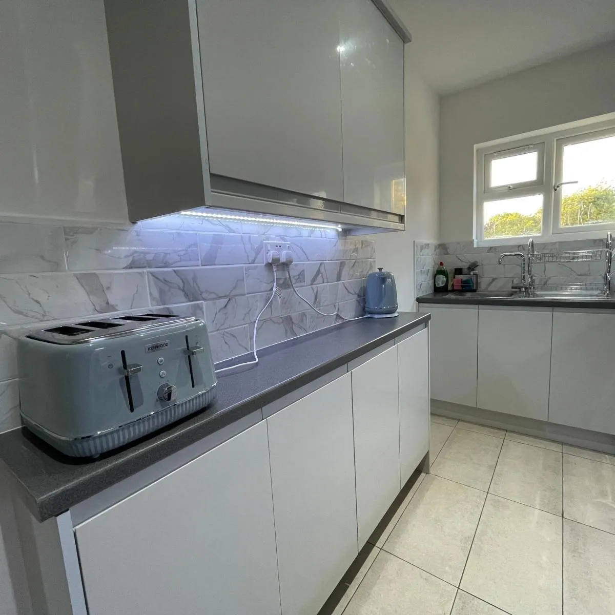 Image 5 of 4 Bedroom Terraced House with Huge Garden