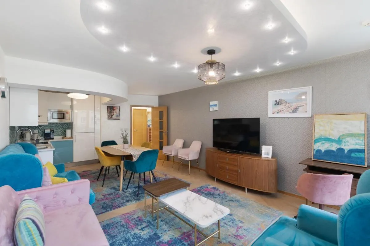 Image 5 of 5-Star Kings Cross Home with Gym – Central London