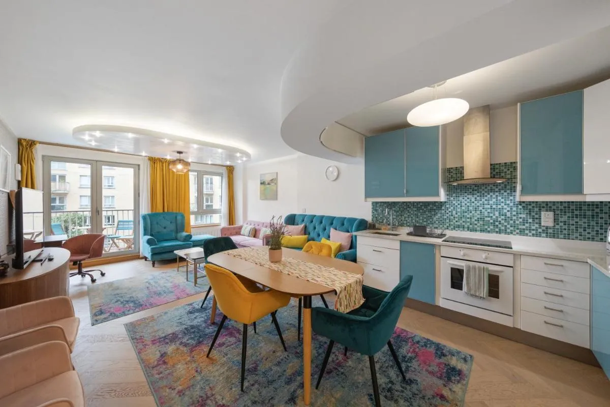 Image 4 of 5-Star Kings Cross Home with Gym – Central London