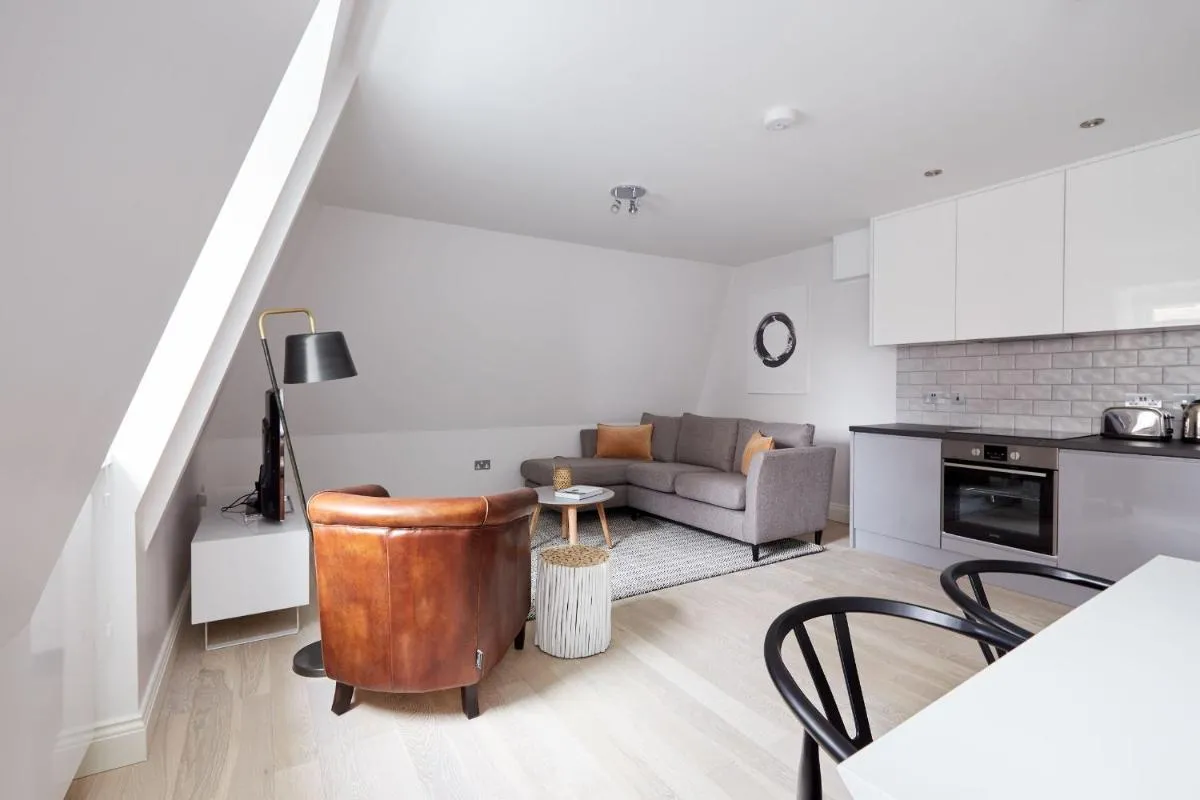 Image 3 of 7VH Virginia House, 31 Bloomsbury Way By City Living London