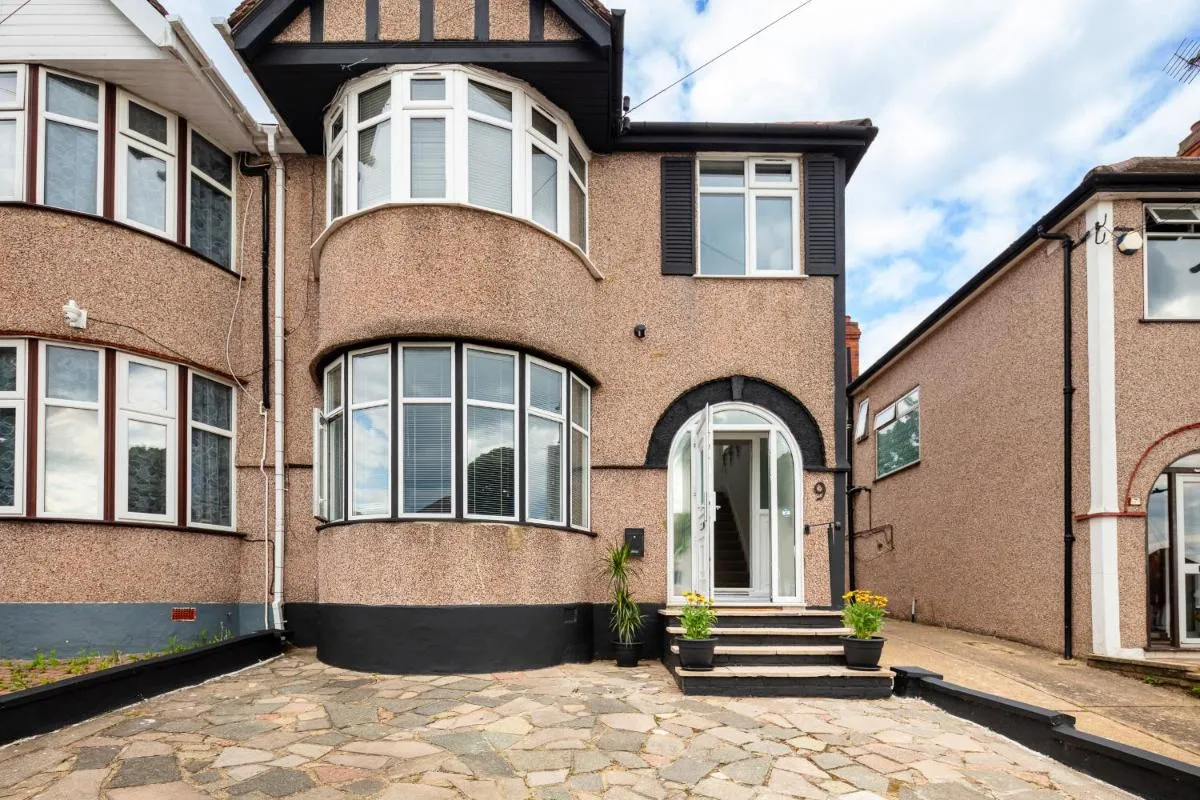 Image 5 of 9RA – 4BD House – Wembley Views