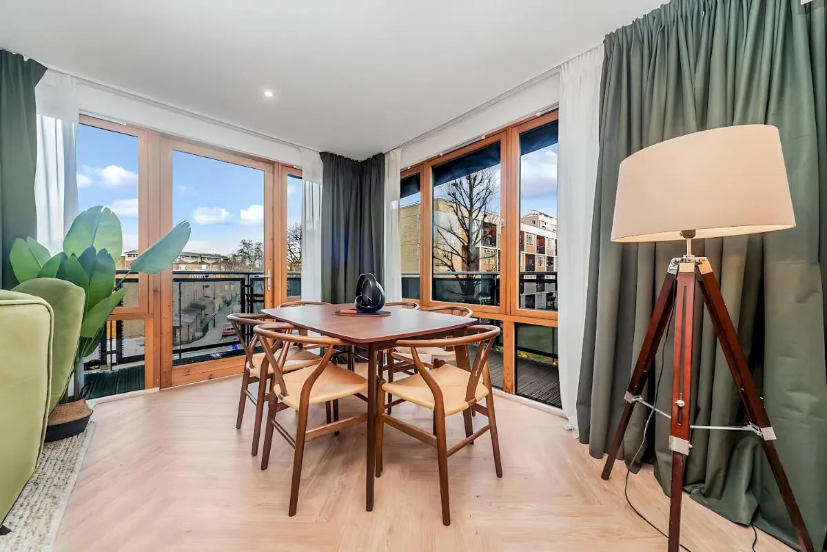 Image 4 of AC! Serenity, Style in City – Mins from Kings X – Pass the Keys