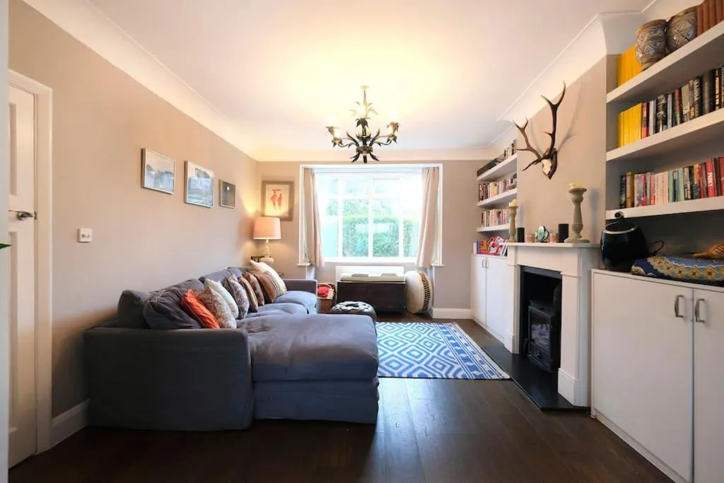 Image 5 of A beautiful and welcoming home and garden