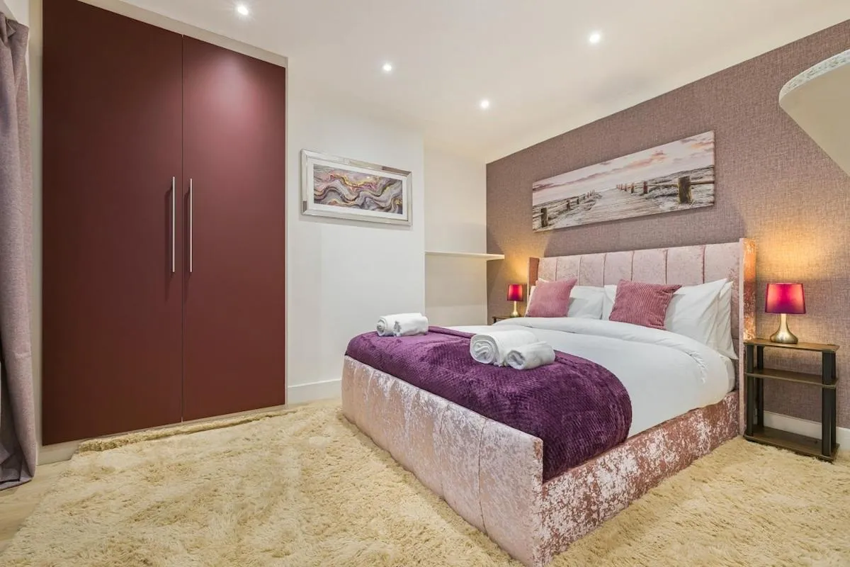 Image 3 of A fresh, luxurious and modern 4 Bedroom House