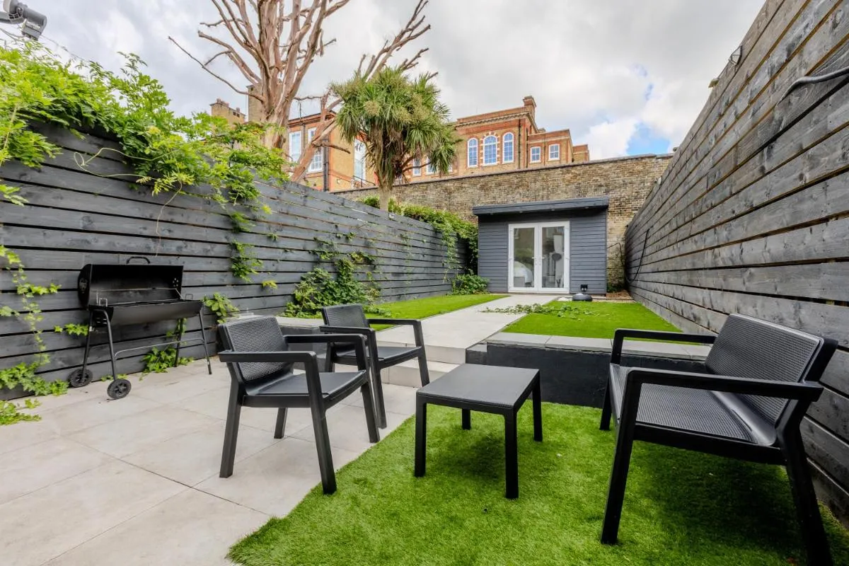 Image 5 of Amazing 2BR flat wprivate garden, Maida Vale