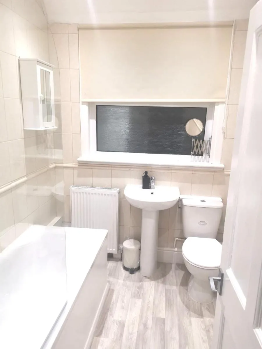 Image 4 of Amazing 2 bed London apartment