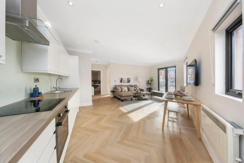 Image 4 of Amazing 2bed flat 10min to Wimbledon tennis courts