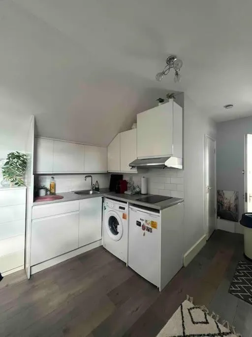 Image 4 of Amazing Location apartment in Maida Vale