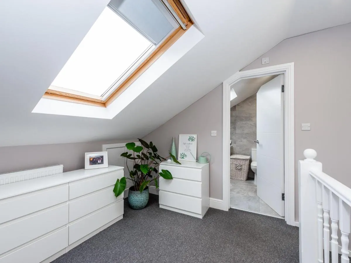 Image 3 of Amazing Lovely 1BDR Apartment, South London