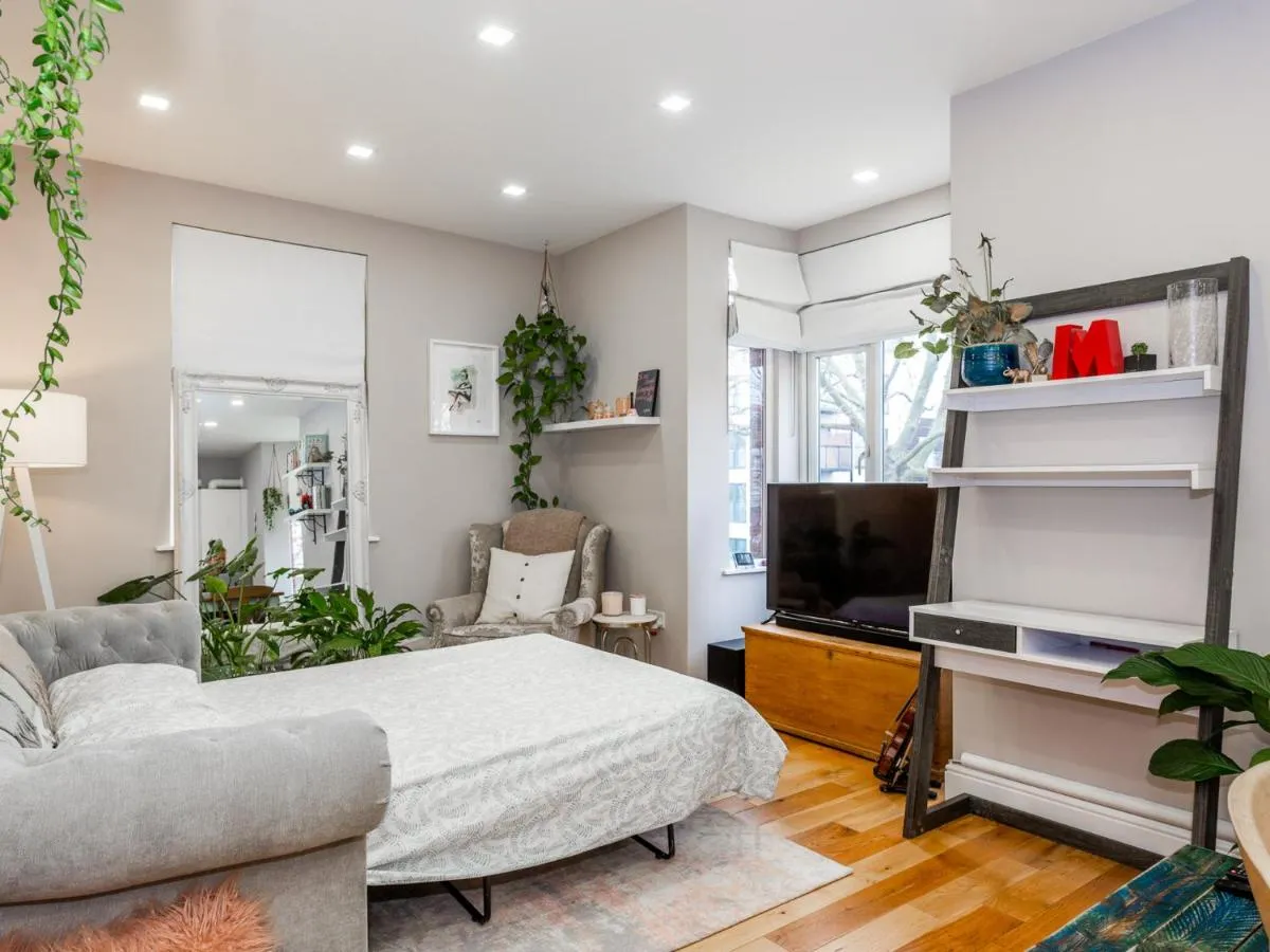 Image 5 of Amazing Lovely 1BDR Apartment, South London