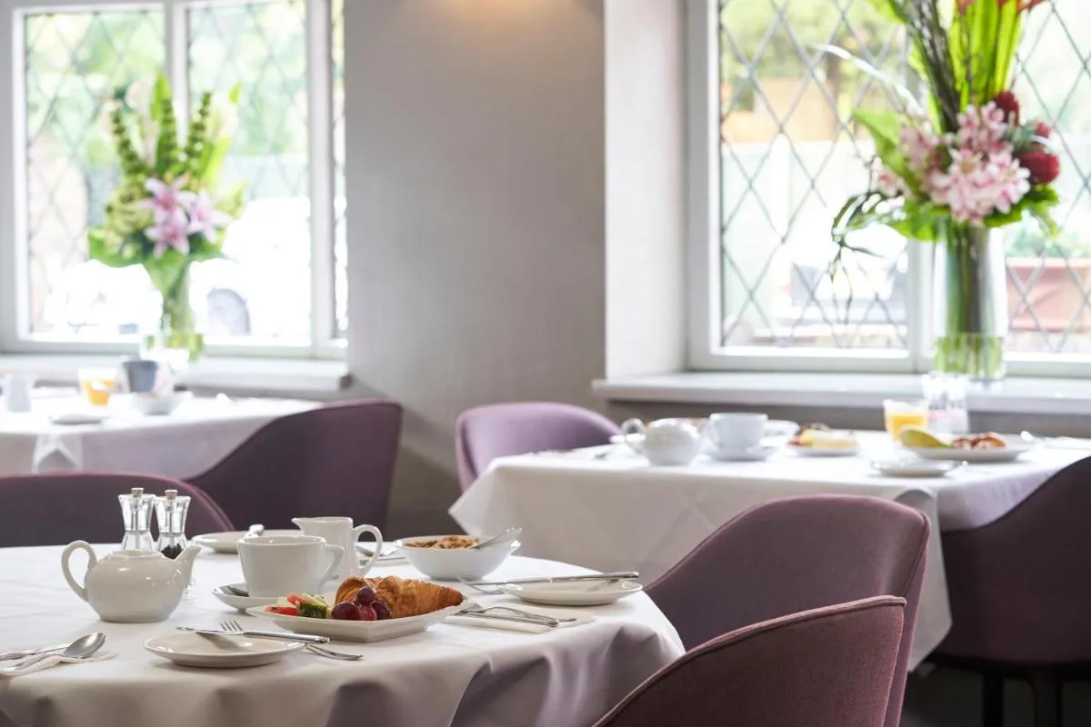 Image 4 of Antoinette Hotel Wimbledon