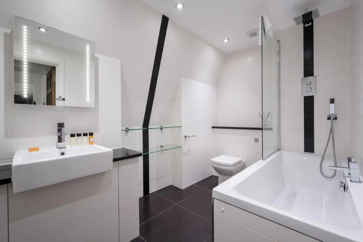 Image 3 of Apartment 4, 48 Bishopsgate by City Living London