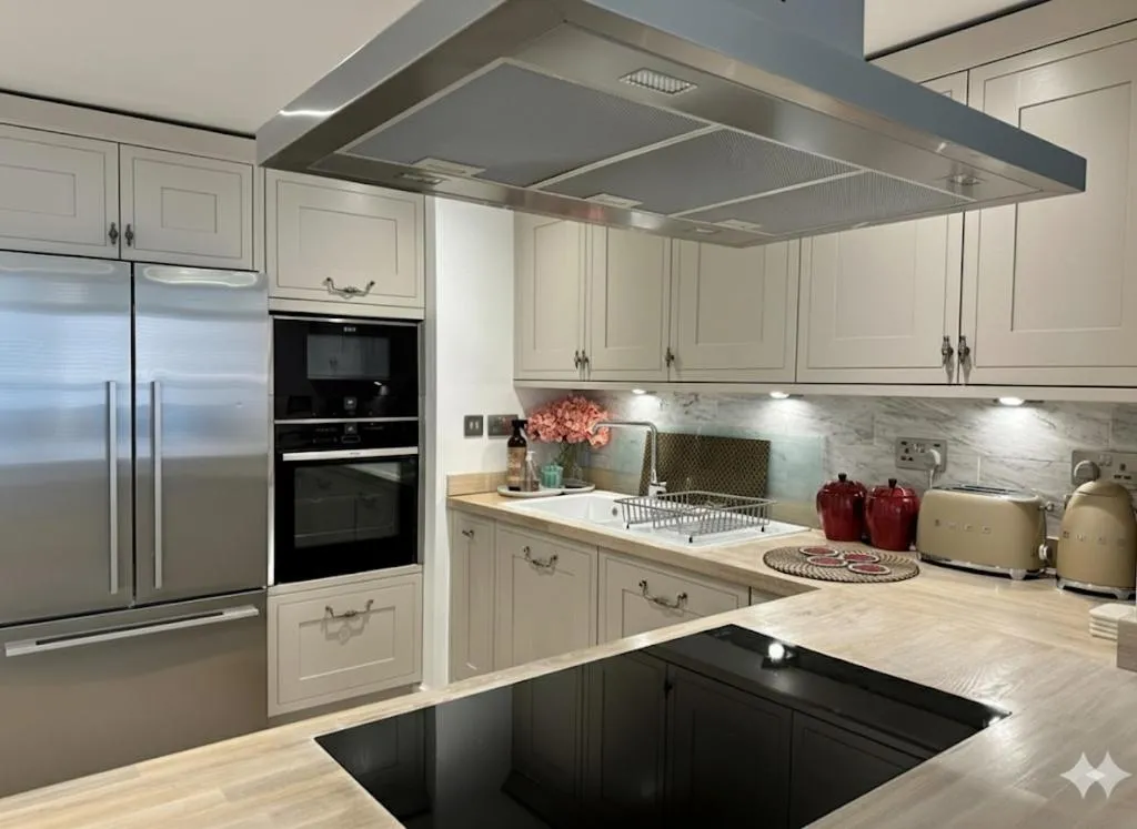 Image 4 of Apartment Lux Stratford London