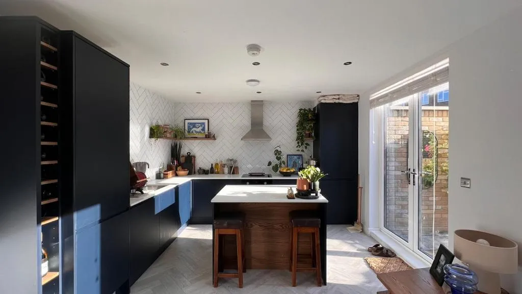 Image 1 of Apartment Rivoli Peaceful Oasis Luxury South London Flat with Tranquil Garden