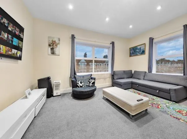 Image 5 of Apartment Royal