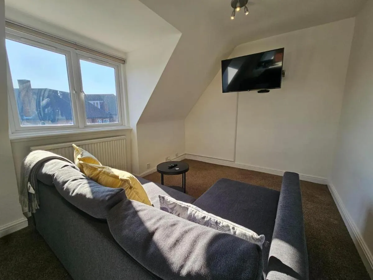 Image 5 of Apartment – Sleeps 4 & Free Parking