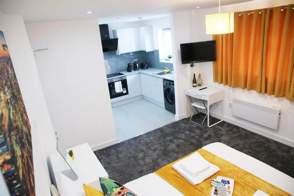 Image 5 of Apartment – Sleeps 5 & Free Parking
