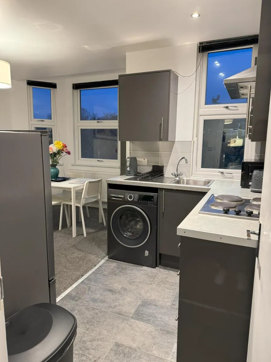 Image 4 of Apartment near Alexandra Palace, London