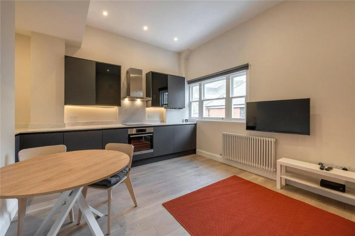 Image 4 of Apartments in the heart of Richmond, London