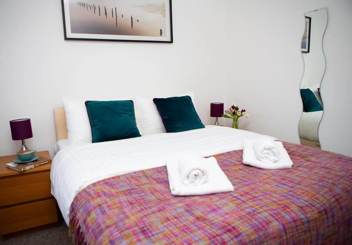 Image 3 of Apt 2, Opera House by Indigo Flats