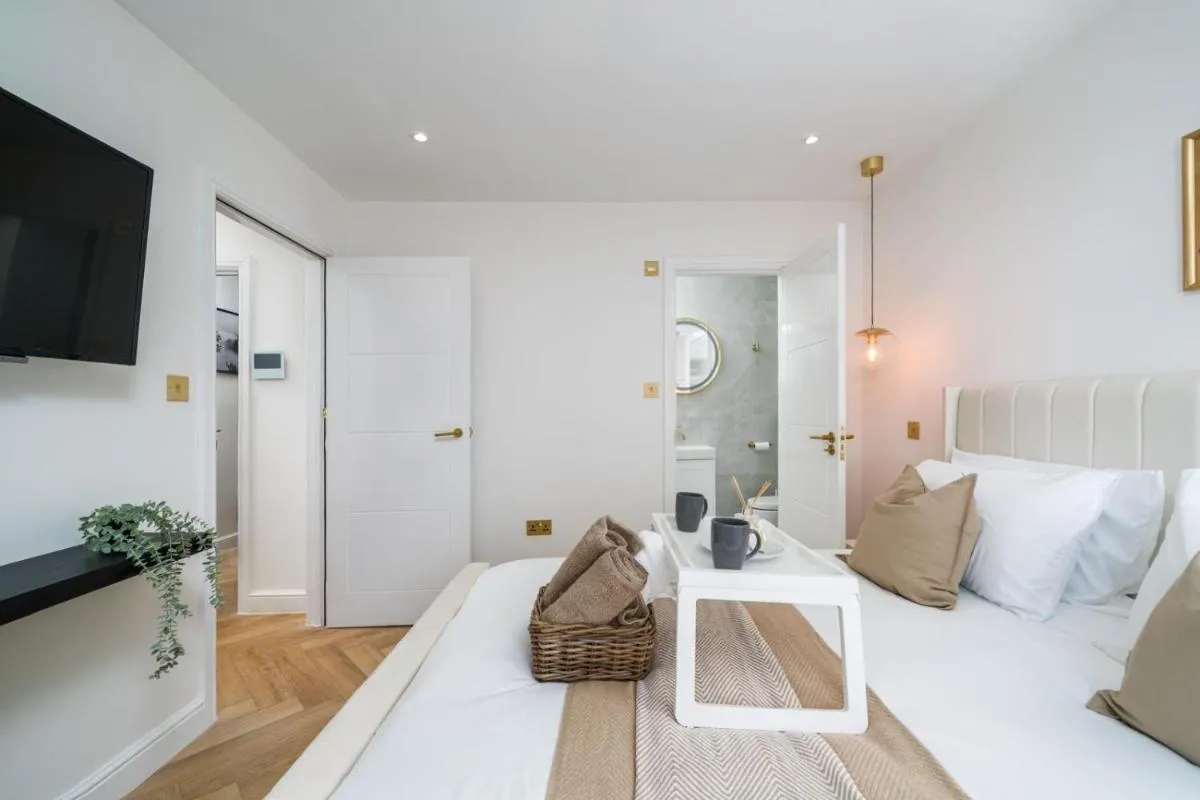 Image 5 of Apt – Sleeps 3 – Parking – Station Close – Balcony