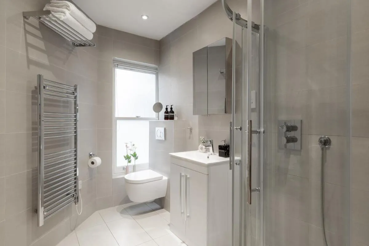 Image 5 of Architect’s Sophisticated Private 3bed 3bath House OFF OXFORD ST
